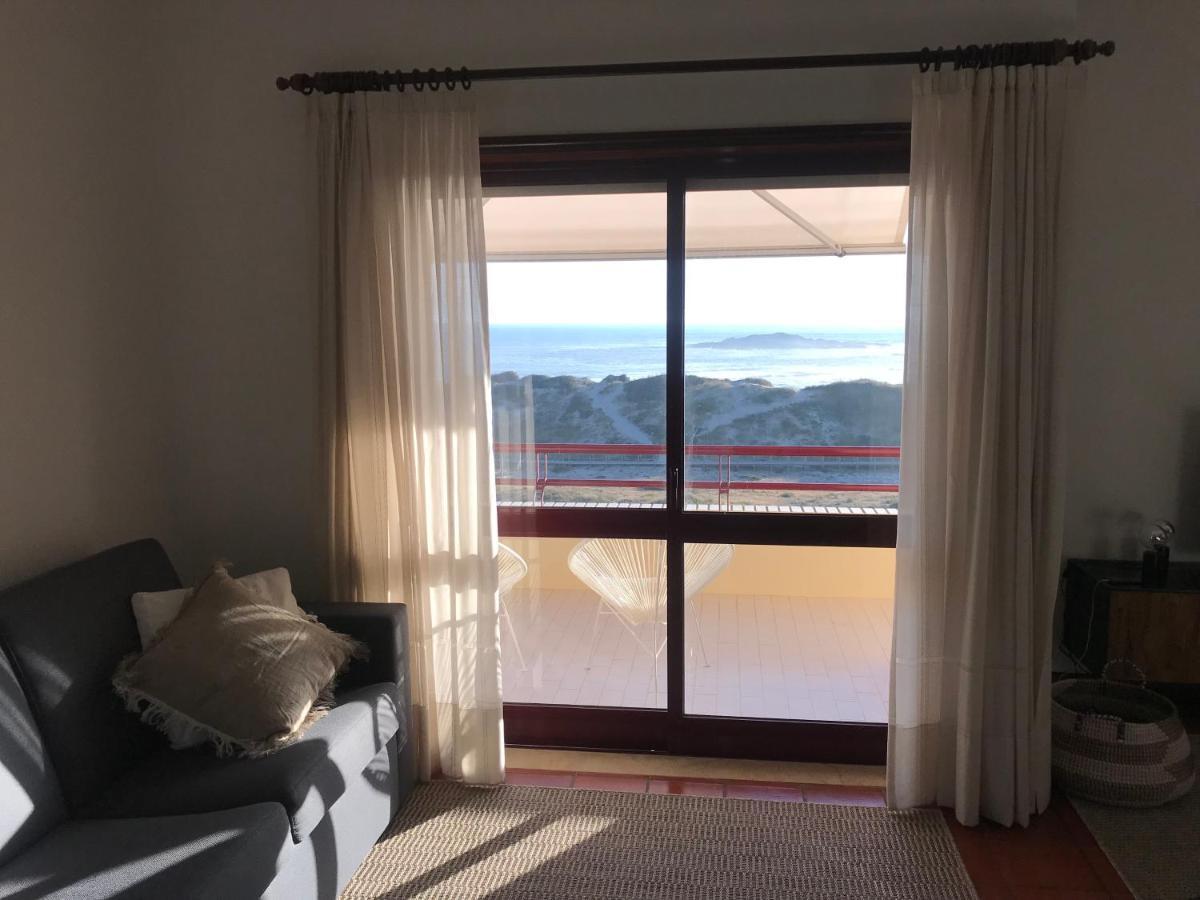 Beachfront Apartment With Swimming Pool Mindelo Kültér fotó